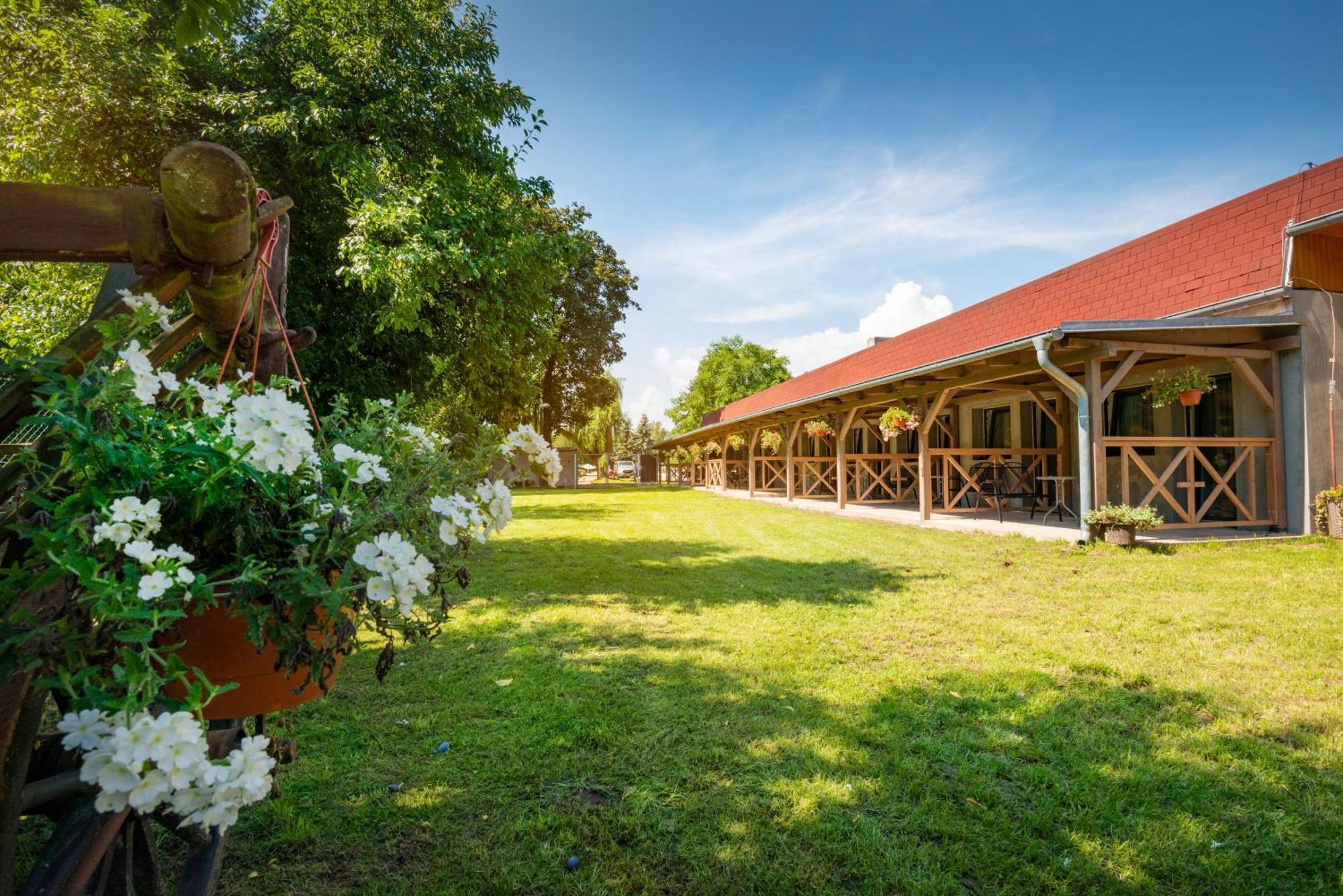 Pension U Jezu Клаштерец-над-Огржі Екстер'єр фото